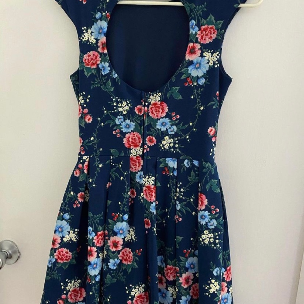 Macys Navy Blue Floral Open-Back Dress